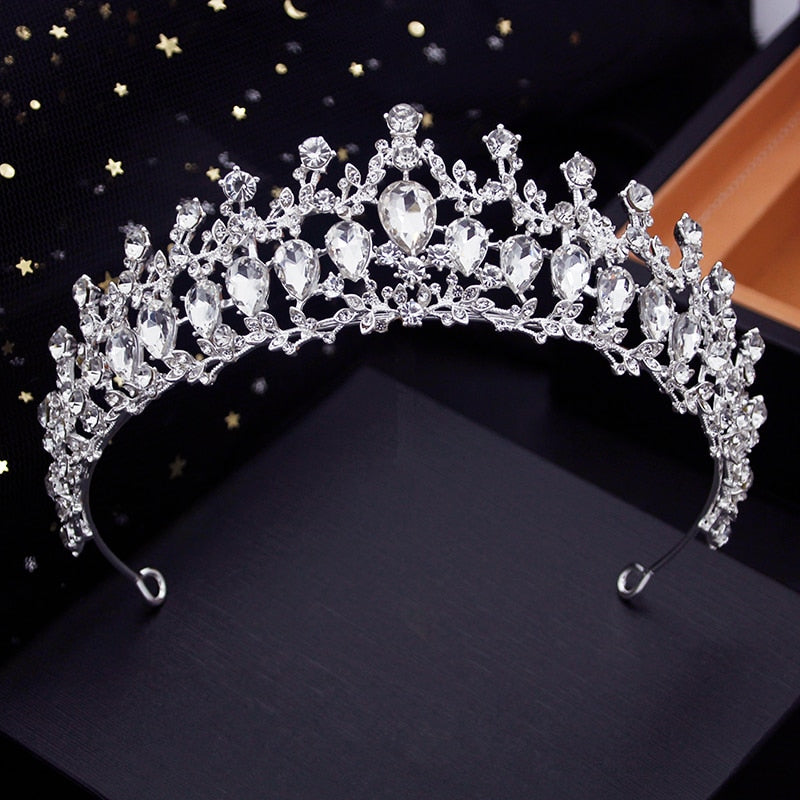 Glamour Unveiled: Gorgeous Crystal Princess Tiara For Party, Pageant, Prom - Fit for Royalty!